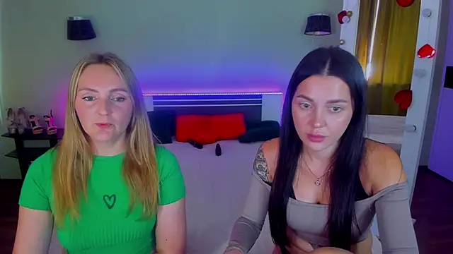 Chat XXX en directo de MagicEyess