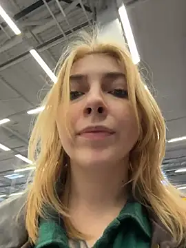 Sunny___Bunny - SQUIRT WITH OPEN DOOR IN MANS WC