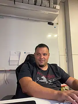 Онлайн чат XXX snayperm123