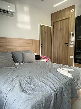Show modela Amorsinfiltros1210 na web-kameri
