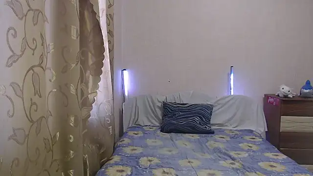 צ'אט XXX בשידור חי של Hot_Iris