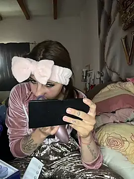 Luna1114 Live XXX-Chat