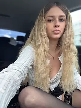 Love_Bri - Make my pussy fucking nice