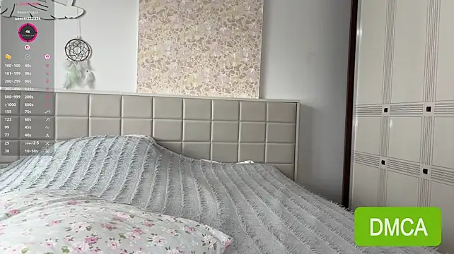 JuliaPierce - Slap my ass and make them red x3