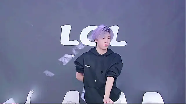 Chat XXX Live LOL-010