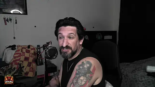 DevilPup75_'s Live XXX Chat