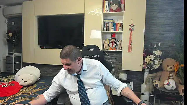 SpartacusDaddy48's Live XXX Chat