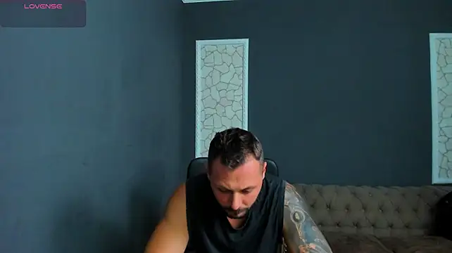 BrianHunts Adlı Modelin Canlı XXX Sohbeti