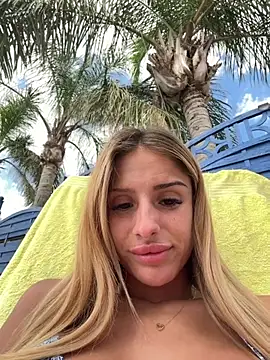 Chat XXX en directo de SophieVJ