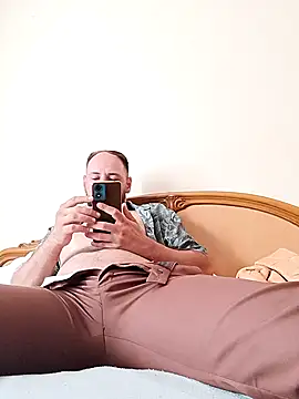 Tranda91n Live XXX chat