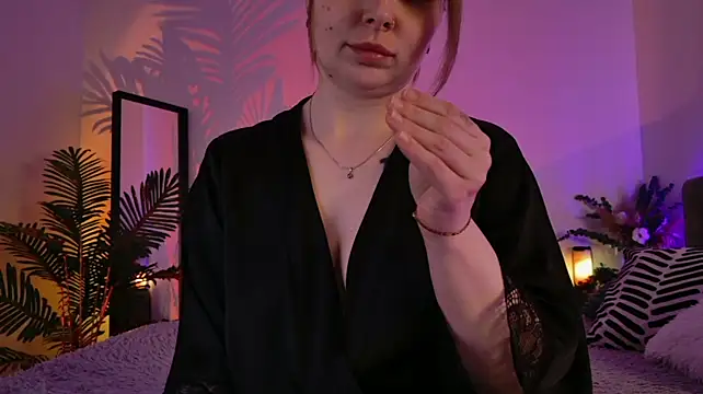 Gwen_Hilton's Live XXX Chat