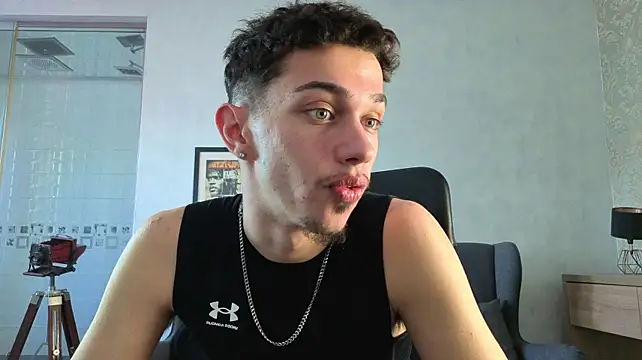 Chat XXX ao vivo de KaydenDrew