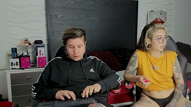 Inkedsinners_ - Show Tits/ Topples
