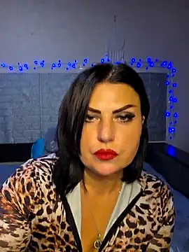kataleya94 Adlı Modelin Canlı XXX Sohbeti