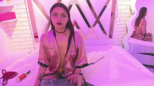 Brunette_Skinny5 Chat XXX in diretta