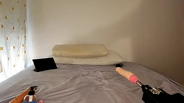 Darktoy_noir webcam show