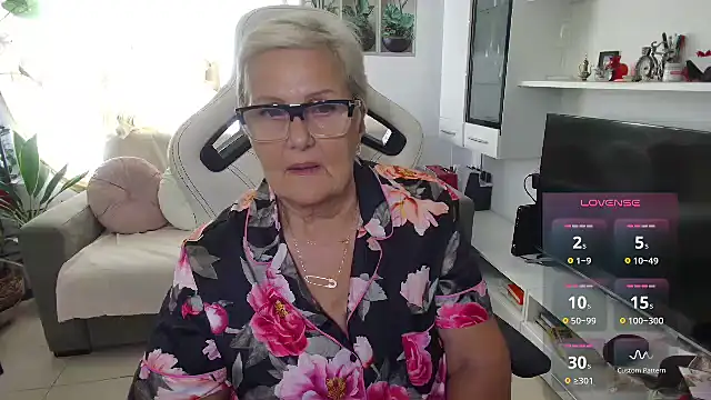 Czat XXX na żywo – Selenna57