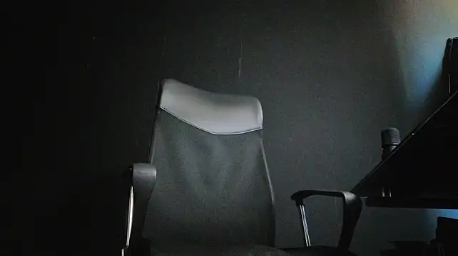 Živý XXX chat FelixStarkk