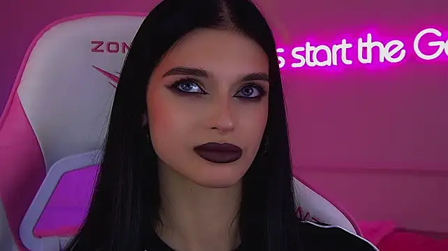 دردشة BeverlyMost الجنسية المباشرة