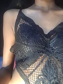 BunnyBloom25 - Pussy shows oil 😚😼