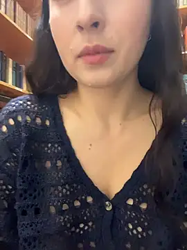 Holly_Play 现场XXX聊天