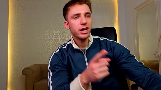 Онлайн чат XXX KellenWest