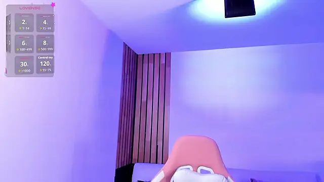 EmmaMyers1