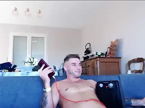 Elkafit28 Show in webcam
