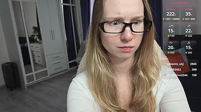 XXX chat uživo modela Eve_Sin