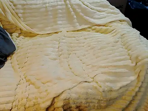 Онлайн чат XXX Trish_CurveCock
