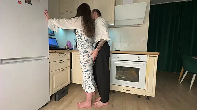 NeighborZone - full NAKED