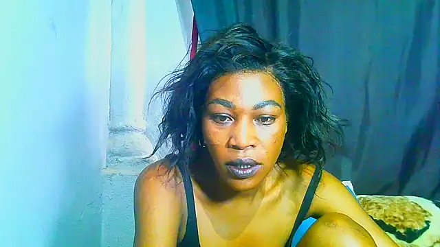 Онлайн чат XXX freaky_naughty