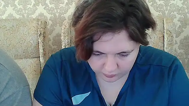 EmmaXKristall's Live XXX Chat