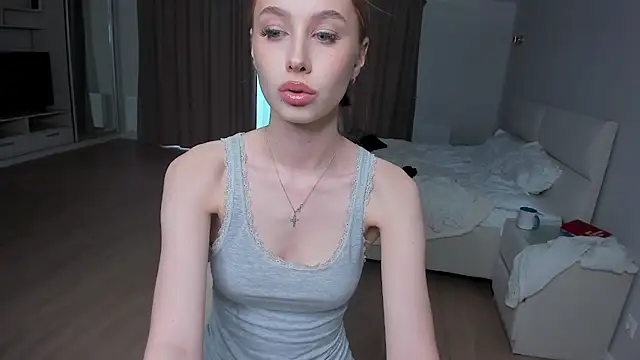 JunieAmert - Massage boobies under top