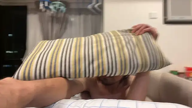 hkmalefeet Show Webcam