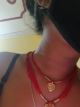 Chahat_Love-143's Live XXX Chat
