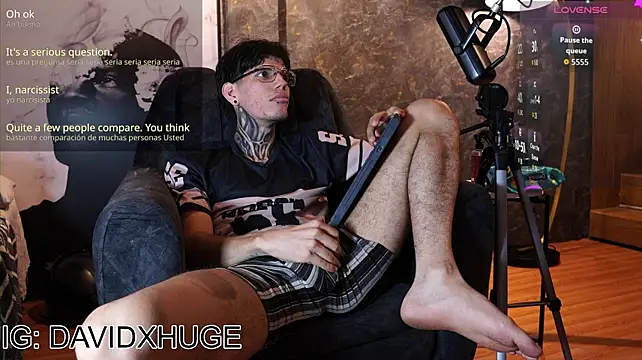 David__Huge: απευθείας συνομιλία ΧΧΧ