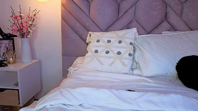 Ariannaa_Suarez1 - SPANK ASS 🔥🔥