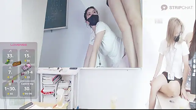 XXX chat uživo modela _Math_