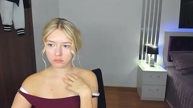 RosaTiny Live XXX-chat