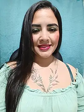 Czat XXX na żywo – MAYE__13