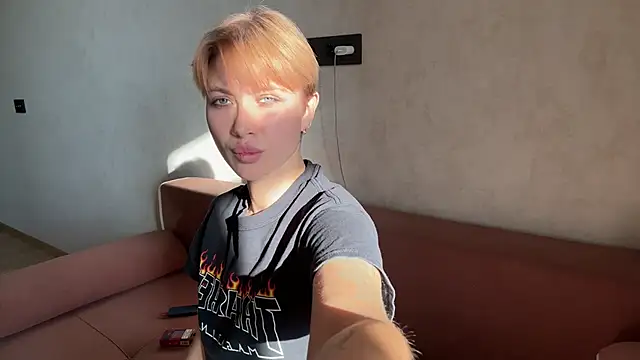 Azure_Velour – Naživo XXX chat