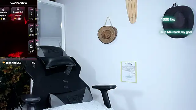 Živý XXX chat emily_palmeer