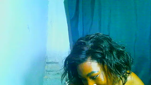 freaky_naughty Chat XXX in diretta