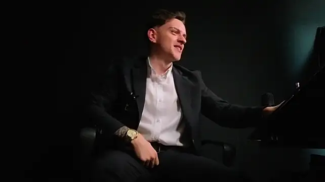 XXX chat uživo modela FelixStarkk
