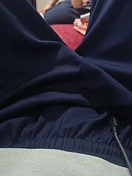 Blackdickyounggun Show in webcam