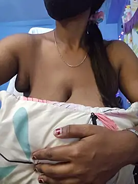 Chatroom XXX en direct de Desi_Maya69