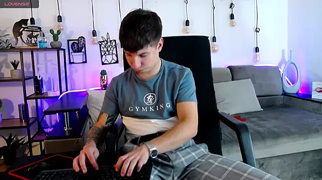 ThomasEdisonn Chat XXX live