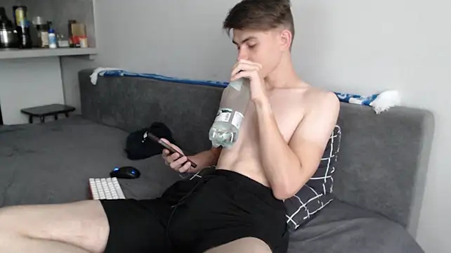 Student_Oliver Live XXX-Chat