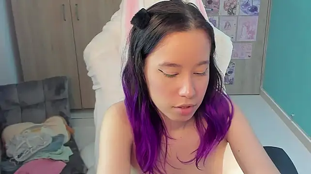 Anto_herrera - TITS WITH CREAM MASSAGE